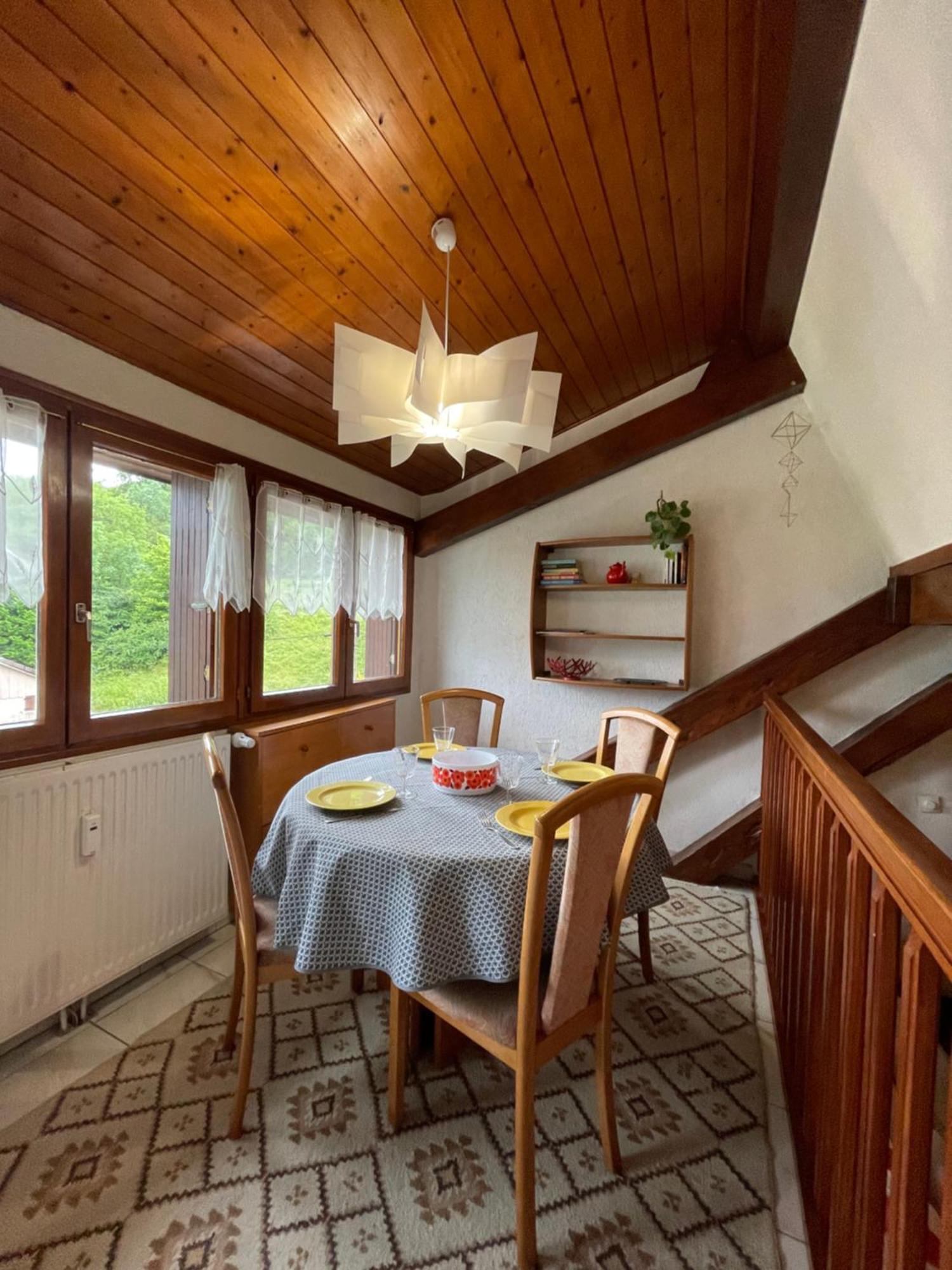 Rare 2 Bedroom With Private Beach On Lake Annecy 杜萨尔 外观 照片